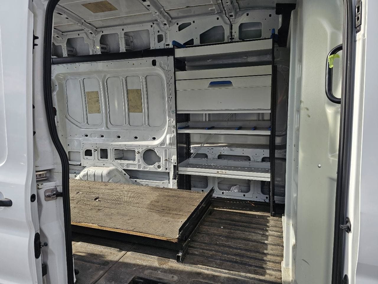 Used 2017 Ford Transit 250 148 High Roof RWD image 9