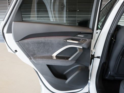 New 2025 Audi SQ5 Premium Plus image 27