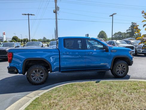Used 2024 GMC Sierra 1500 AT4X AWD/4WD image 4