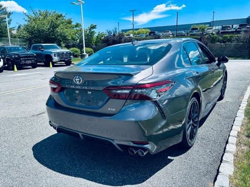 Used 2023 Toyota Camry XSE FWD image 18