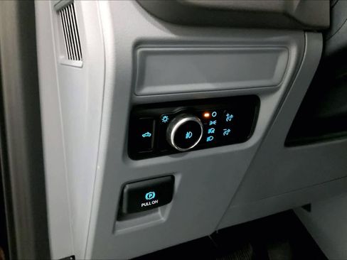 Used 2024 Ford F150 XLT image 20