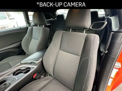 Used 2016 Dodge Challenger R/T w/ Driver Convenience Group image 3