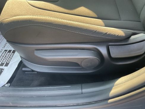 Used 2026 Hyundai Elantra Sport w/ Cargo Package FWD image 9