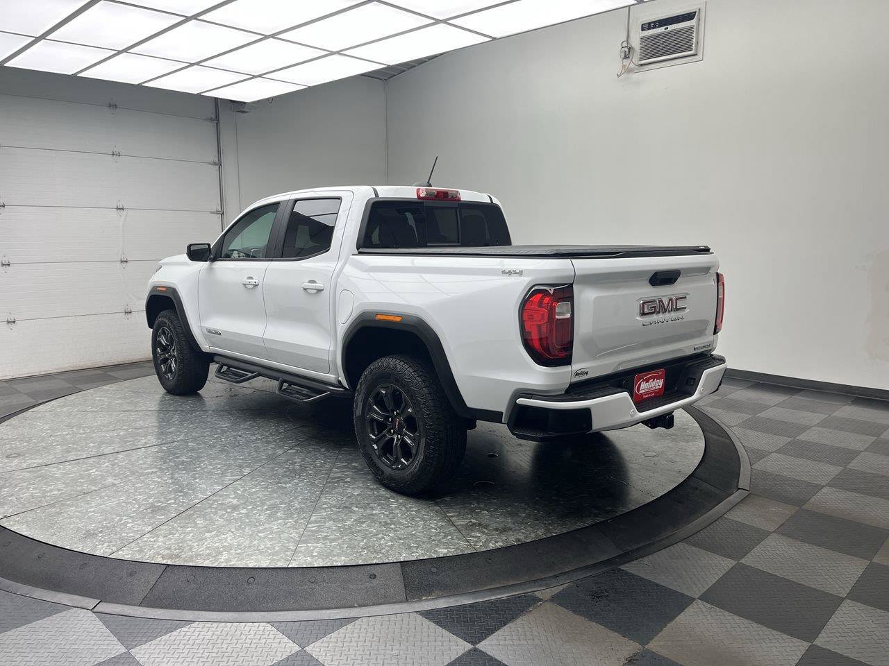 Used 2024 GMC Canyon Elevation w/ Elevation Premium Package AWD/4WD image 36