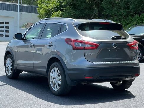 Used 2021 Nissan Rogue Sport SV FWD image 11