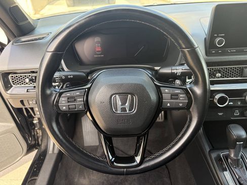 Used 2024 Honda Civic Sport image 8