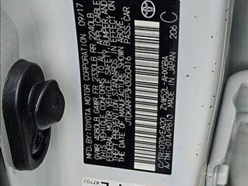 Used 2017 Toyota Prius Prime Premium w/ Carpet Mat Package FWD image 24