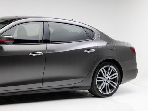 Used 2017 Maserati Quattroporte S GranSport Q4 image 29