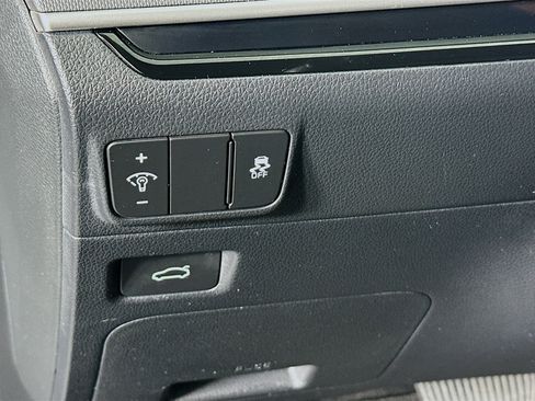 Used 2025 Kia K5 LXS image 17