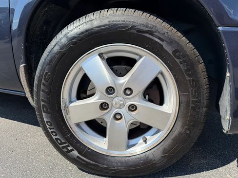 Used 2007 Dodge Grand Caravan SXT FWD image 35