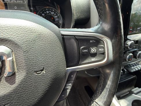 Used 2019 RAM 1500 Big Horn AWD/4WD image 28