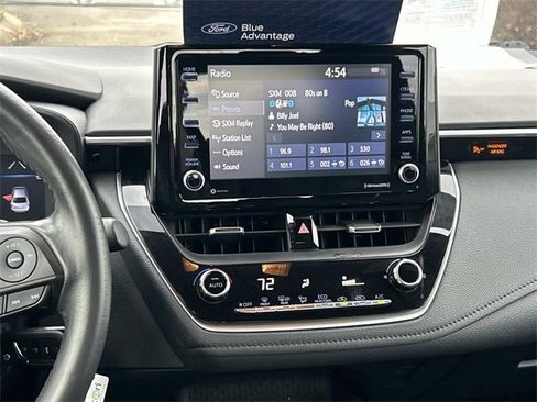 Used 2022 Toyota Corolla SE image 16