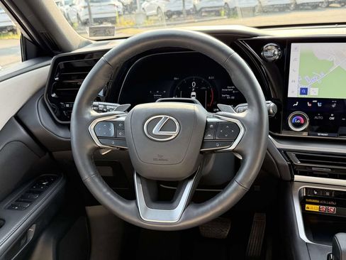 Used 2025 Lexus TX 350 AWD w/ Technology Package image 9