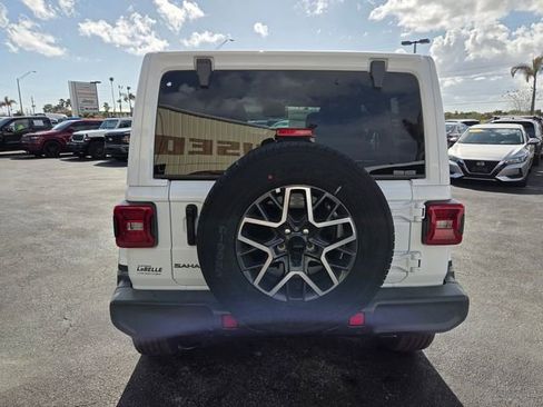 New 2026 Jeep Wrangler Sahara AWD/4WD image 9