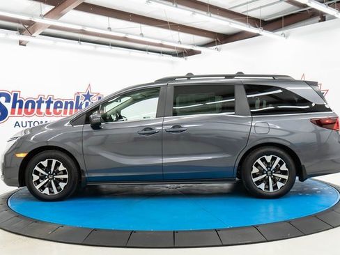 New 2026 Honda Odyssey EX-L image 5