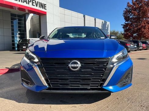 Used 2025 Nissan Altima 2.5 SV image 4