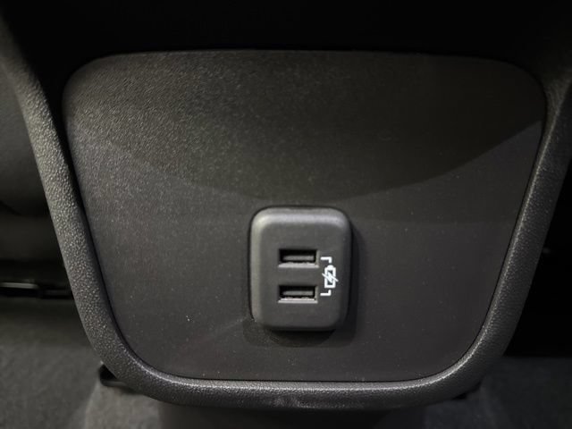 Used 2024 Chevrolet Equinox LT FWD image 24