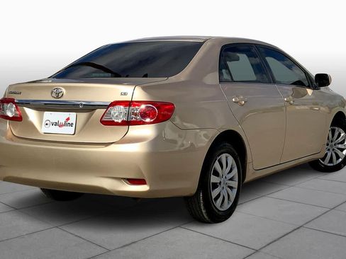 Used 2013 Toyota Corolla LE FWD image 13