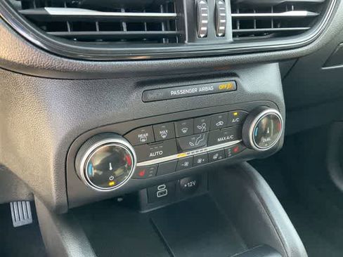 Used 2025 Ford Escape ST-Line Select AWD/4WD image 24