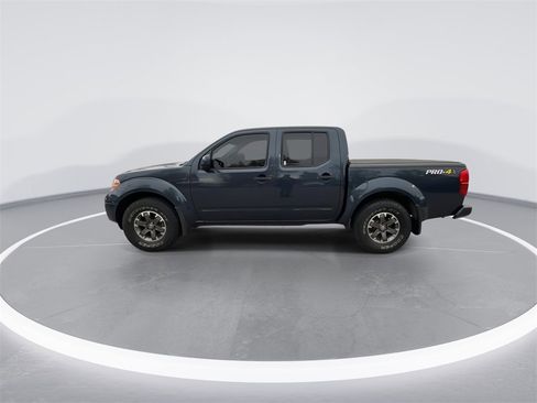 Used 2019 Nissan Frontier PRO-4X image 5