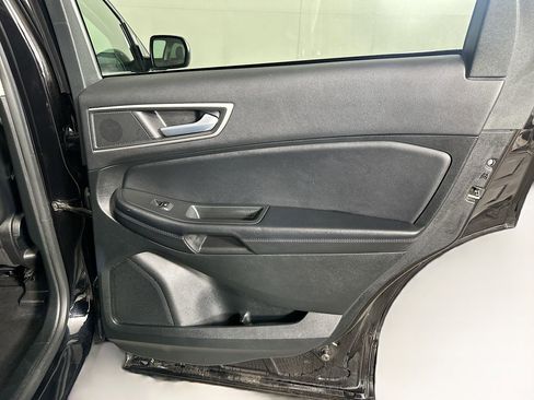 Used 2023 Ford Edge SEL image 28