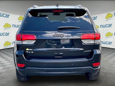 Used 2020 Jeep Grand Cherokee Laredo image 5