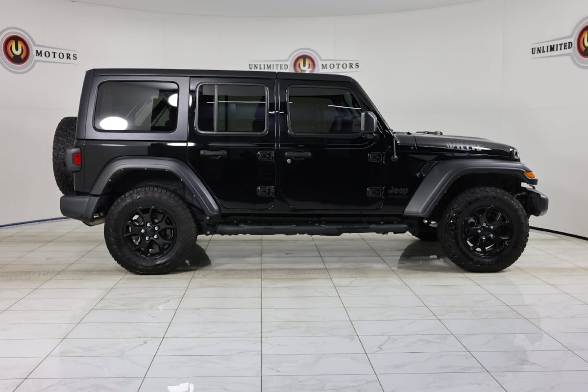 Used 2022 Jeep Wrangler Unlimited Sport AWD/4WD image 2