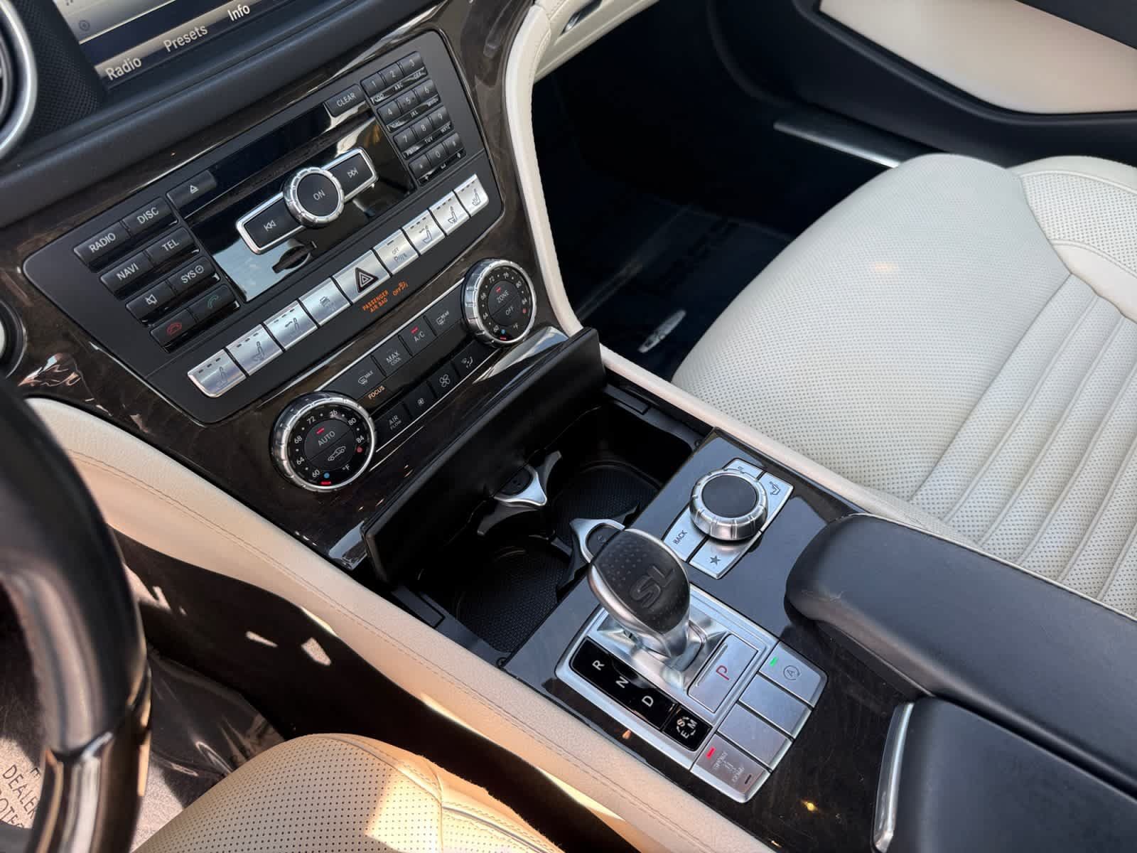 Used 2015 Mercedes-Benz SL 550 image 20