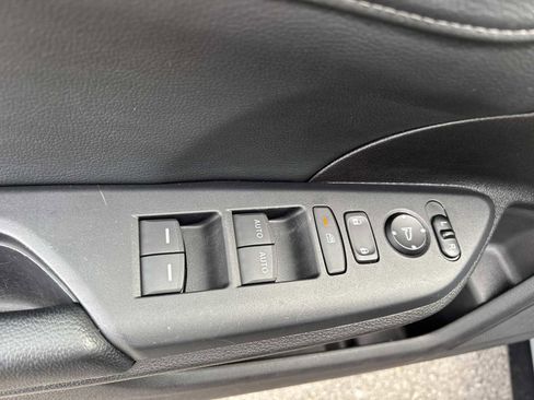 Used 2019 Honda Civic Sport Touring image 13