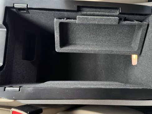 Used 2022 Lincoln Corsair AWD w/ Premium Package image 25