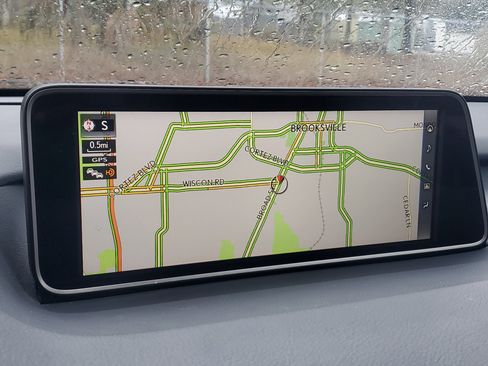 Used 2019 Lexus RX 450h AWD w/ Luxury Package image 16