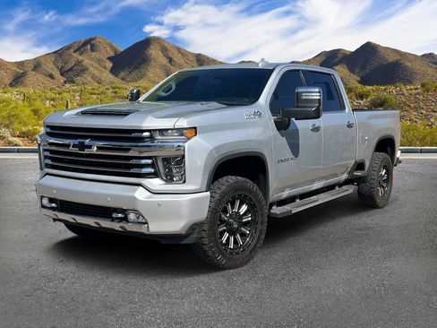 Used 2022 Chevrolet Silverado 2500 High Country w/ Z71 Off-Road Package AWD/4WD image 14