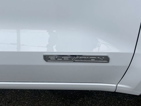 New 2026 GMC Canyon Elevation w/ Convenience Package image 31