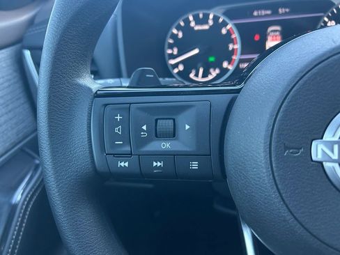 Used 2023 Nissan Rogue SV image 20
