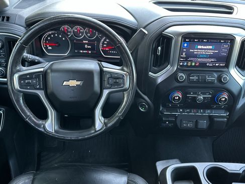 Used 2022 Chevrolet Silverado 2500 LTZ AWD/4WD image 14