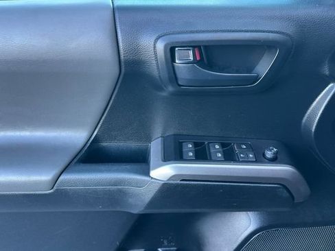 Certified 2021 Toyota Tacoma SR5 image 14