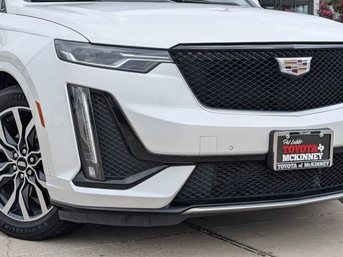Used 2021 Cadillac XT6 Sport AWD/4WD image 3