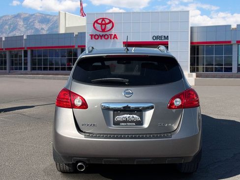 Used 2012 Nissan Rogue SL AWD/4WD image 4