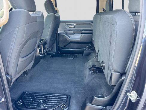 Used 2020 RAM 1500 Big Horn image 5
