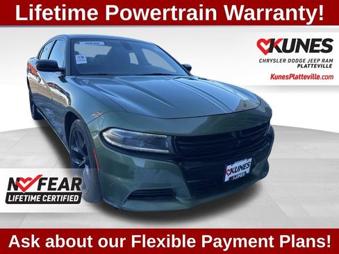 Used 2022 Dodge Charger SXT w/ Blacktop Package image 1