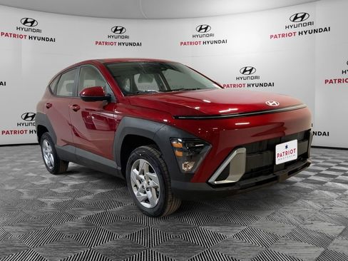 New 2026 Hyundai Kona SE image 1