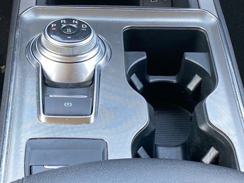 Certified 2022 Ford Edge SEL w/ Convenience Package image 11