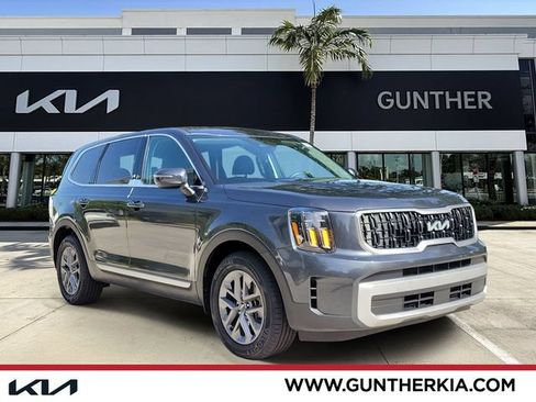 Certified 2024 Kia Telluride LX FWD image 1