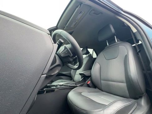 Used 2024 Kia Niro Wind w/ Wind Preserve Package FWD image 11