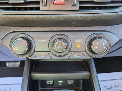 Used 2023 Kia Forte LXS w/ LXS Technology Package FWD image 26
