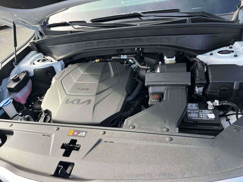 Used 2024 Kia Telluride SX image 40