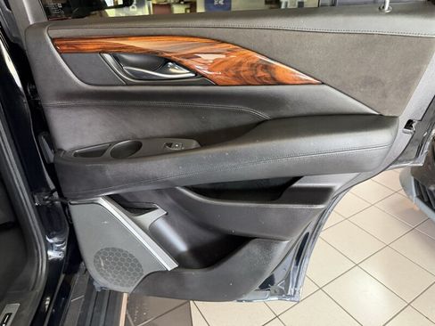 Used 2015 Cadillac Escalade Premium AWD/4WD image 32