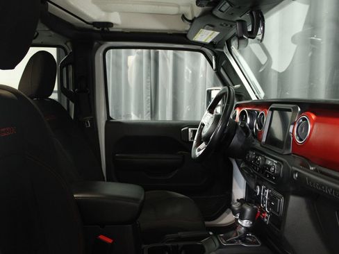 Used 2021 Jeep Wrangler Unlimited Rubicon image 32