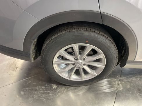 Used 2025 Honda CR-V EX image 14