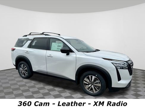 New 2026 Nissan Pathfinder SL AWD/4WD image 1